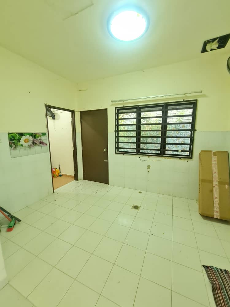 SEMI D Setingkat Taman Indera Sempurna 2 Kuantan - photo 3