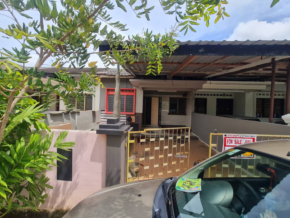 Teres Setingkat Seri Teruntum Kuantan RENOVATED - photo 1