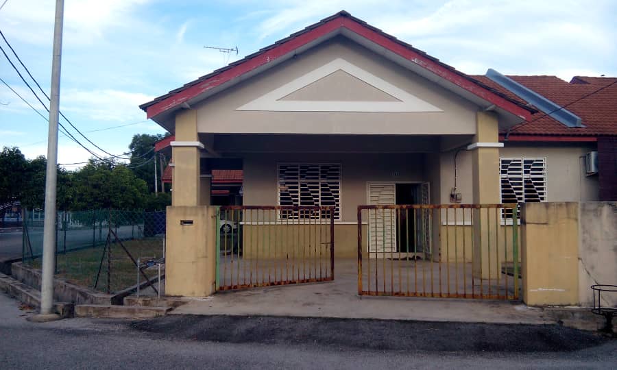 SINGLE STOREY SEMI D TAMAN JAMBU PEKAN CORNER LOT - photo 5