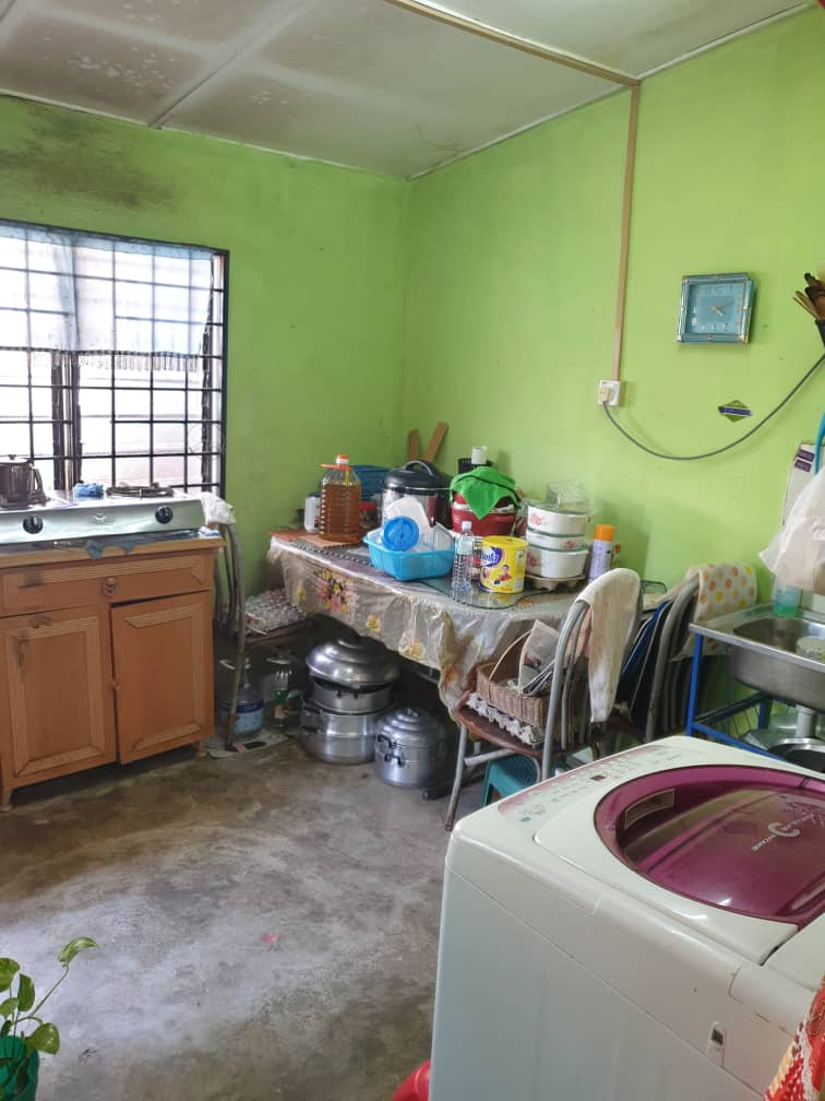 Semi D Taman Seri Setia Pekan CORNERLOT - photo 4