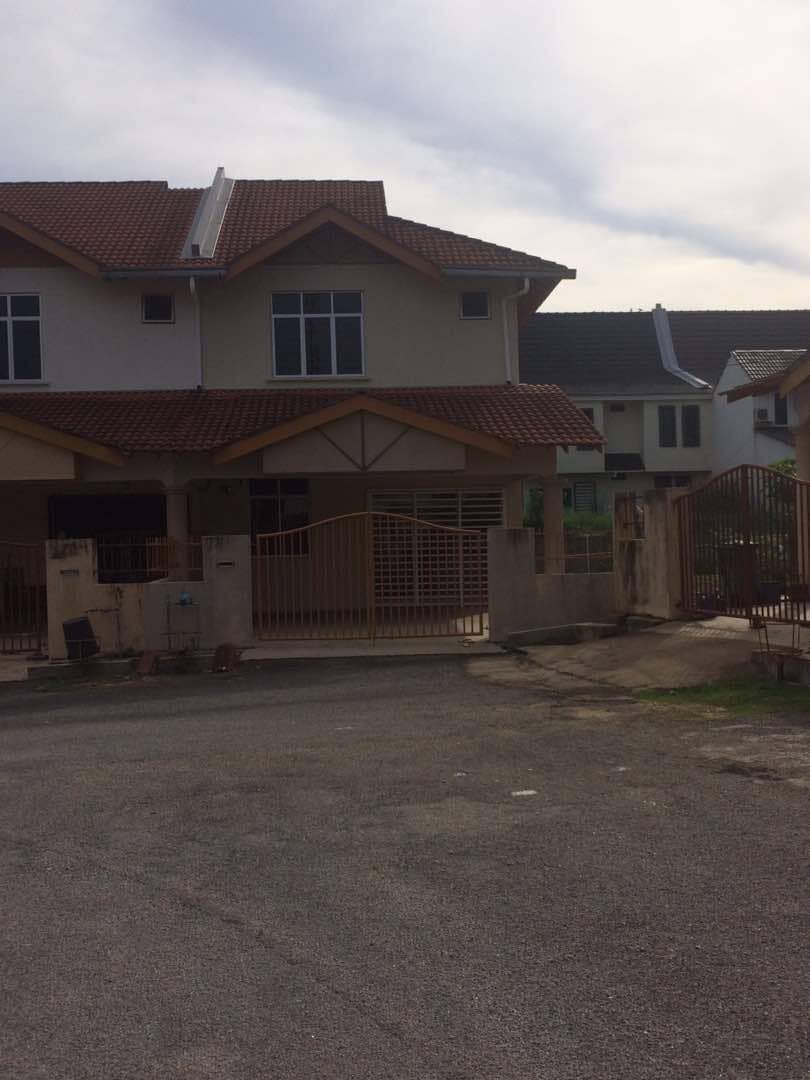 Seaview Double Storey Terrace Corner Lot - photo 1
