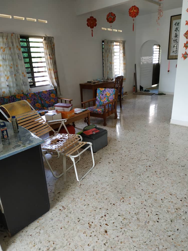 Corner lot Terrace Air Putih Freehold - photo 9
