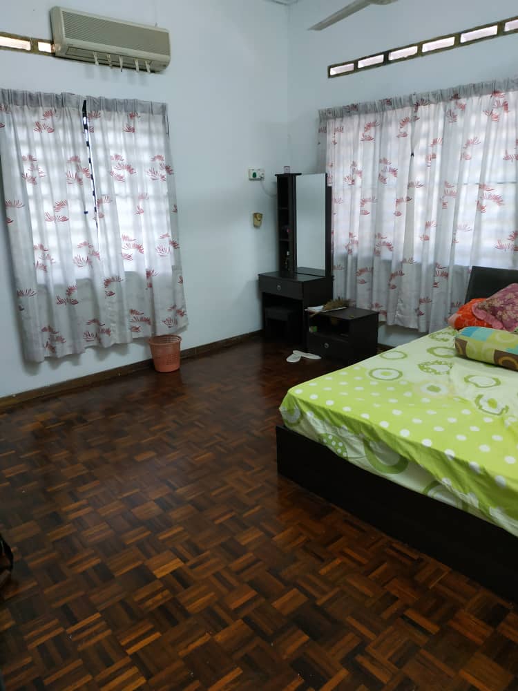 Corner lot Terrace Air Putih Freehold - photo 10