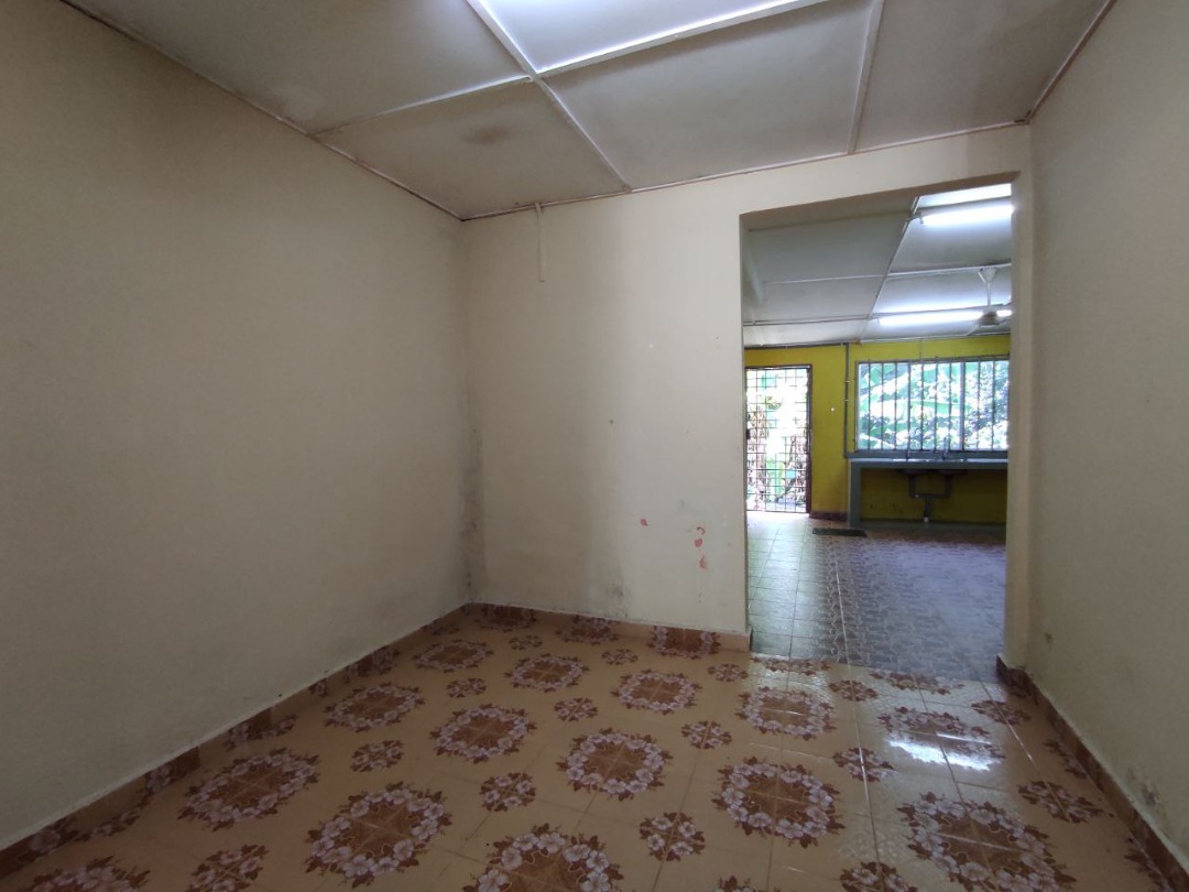 SINGLE STOREY TERRACE TAMAN DATO RASYID KUANTAN - photo 8