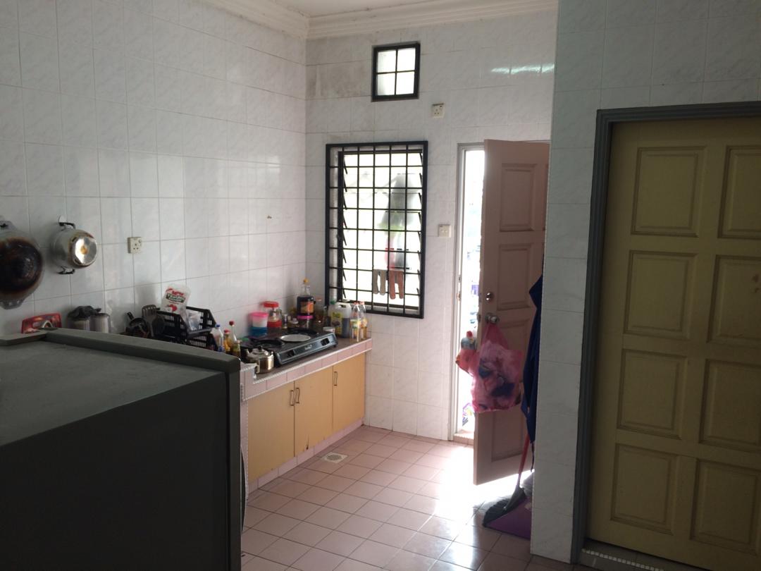 Palm Court Apartment Kuantan FULLY FURNISHED - photo 2