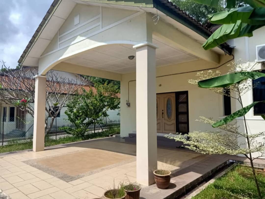 SEMI D ENDLOT PELINDUNG MAJU BESERAH TANAH LUAS - photo 4