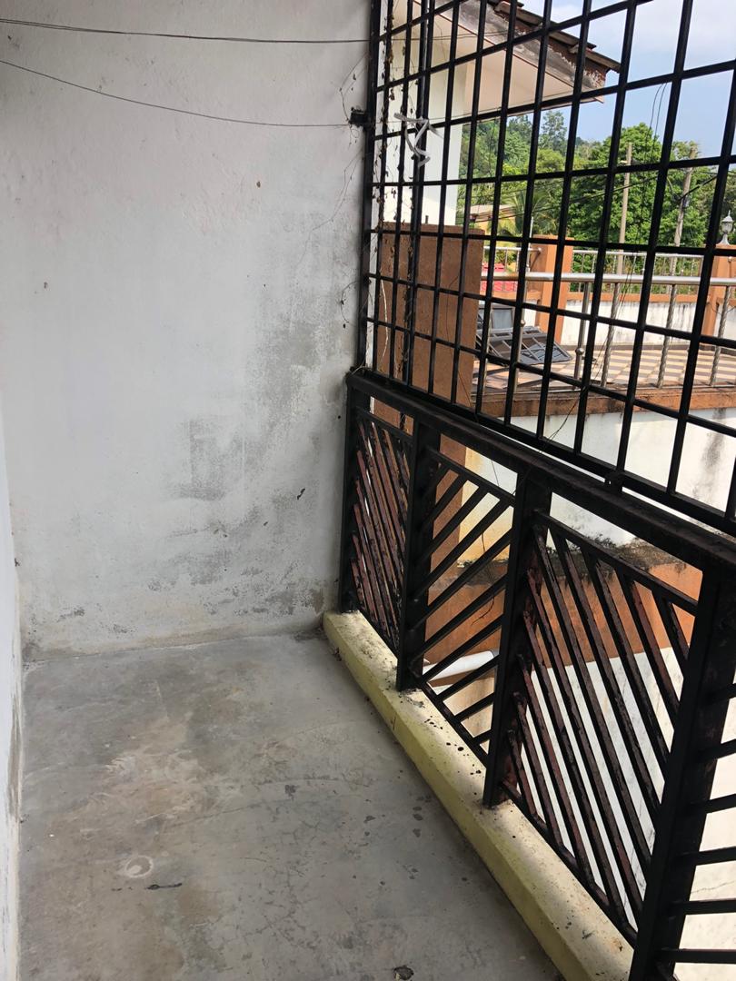 Rumah Teres 2 Tingkat Taman Geliga Permai - photo 3