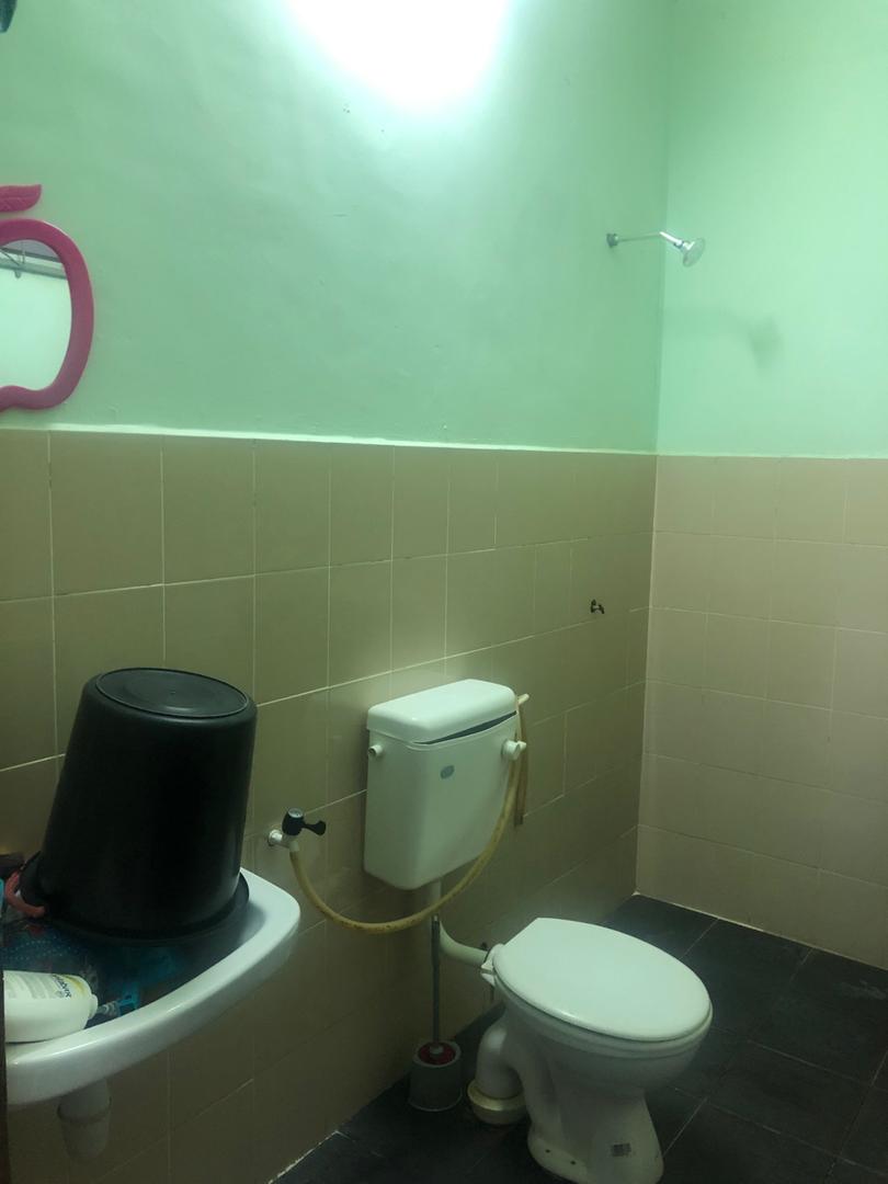 Teres Setengah Tingkat di Bandar Kuantan Puteri - photo 4