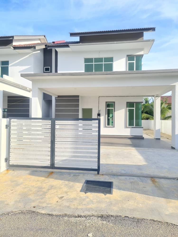 Semi D 2 Tingkat Kampung Meraga Beris Kijal - photo 1