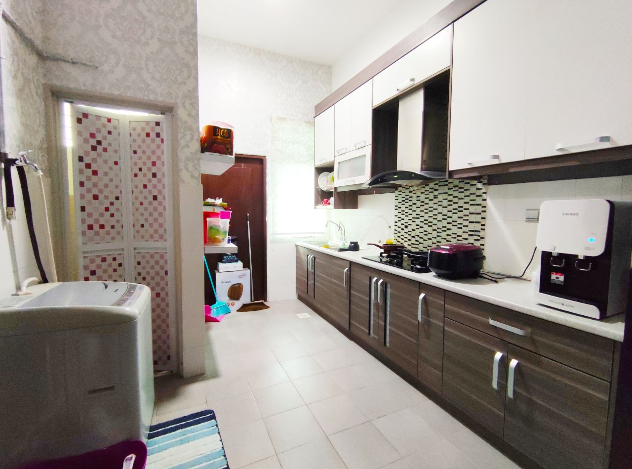TERRACE DOUBLE STOREY CENDERAWASIH PERDANA - photo 11