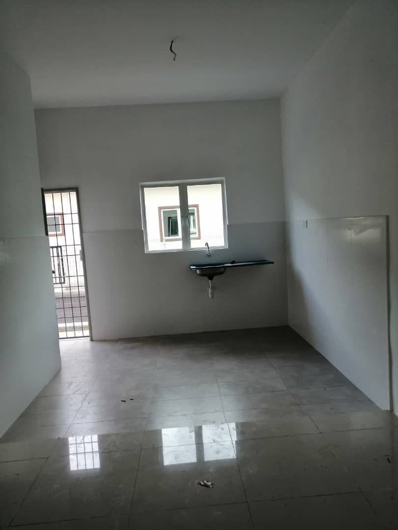 BRAND NEW Single Storey Terrace Seri Damai Kuantan - photo 2