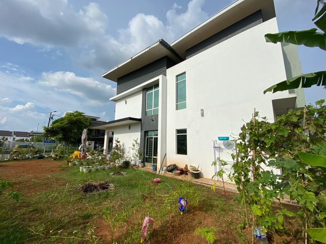 CORNERLOT Double Storey Terrace Kotasas Precint 3 - photo 3