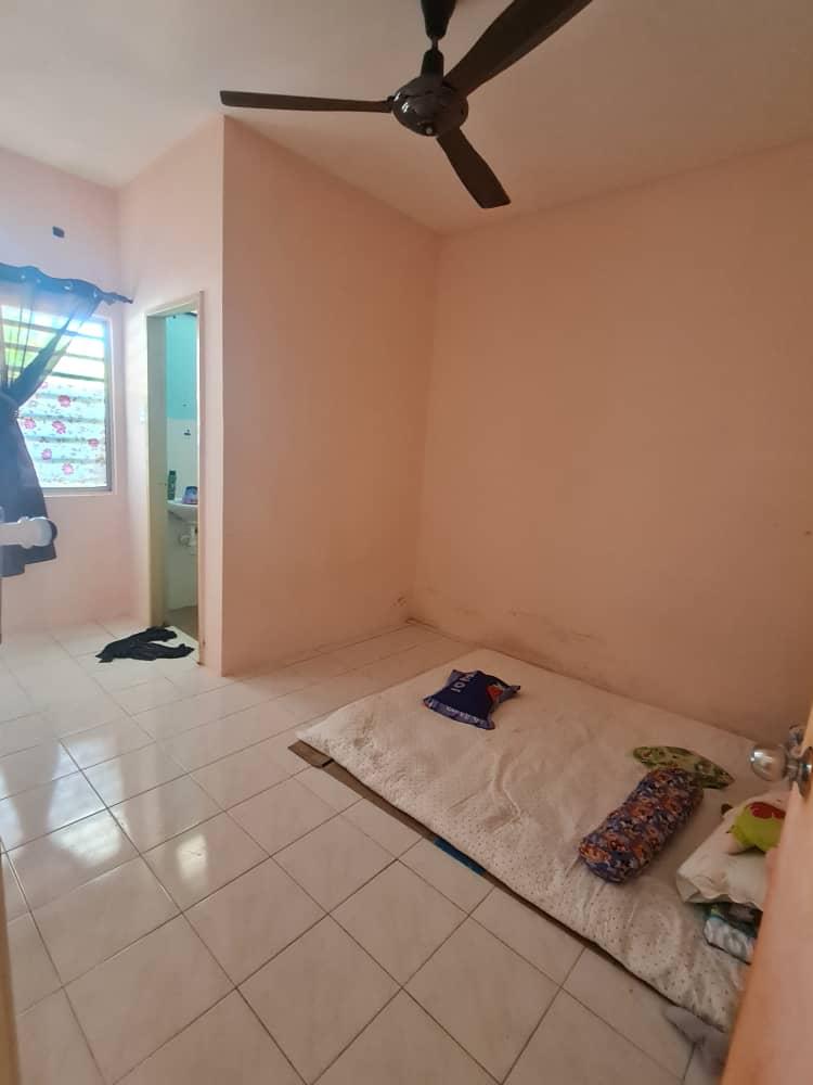 Teres Setingkat Perkampungan Indera Sempurna - photo 5