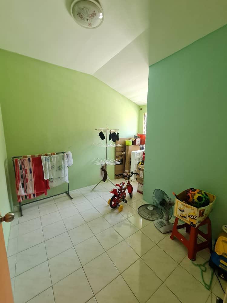 Teres Setingkat Perkampungan Indera Sempurna - photo 6