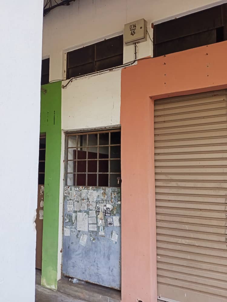 RUMAH KEDAI 3 TINGKAT DI INDERA MAHKOTA 3 UNTUK - photo 4