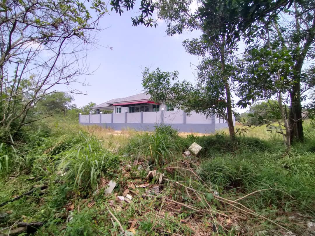 TANAH LOT BANGUNAN UTK DIJUAL DI BUKIT SETONGKOL - photo 3