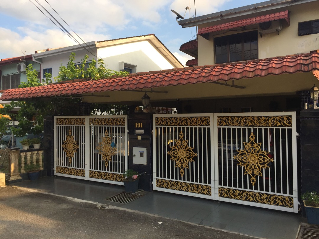 TERES DUA TINGKAT END LOT  DI TAMAN CENDERAWASIH
