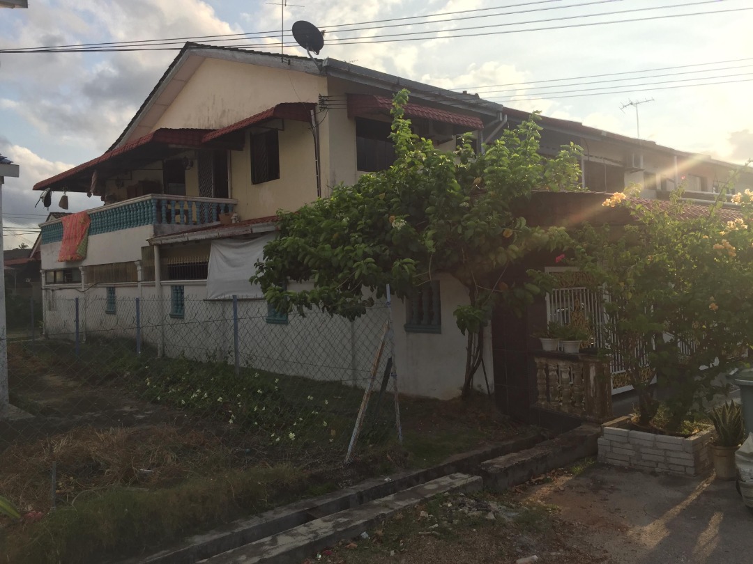 TERES DUA TINGKAT END LOT  DI TAMAN CENDERAWASIH - photo 4