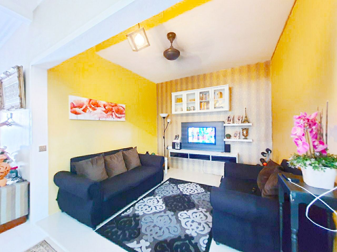 ENDLOT RENOVATED TERRACE SINGLE STOREY PANDAN AMAN - photo 2