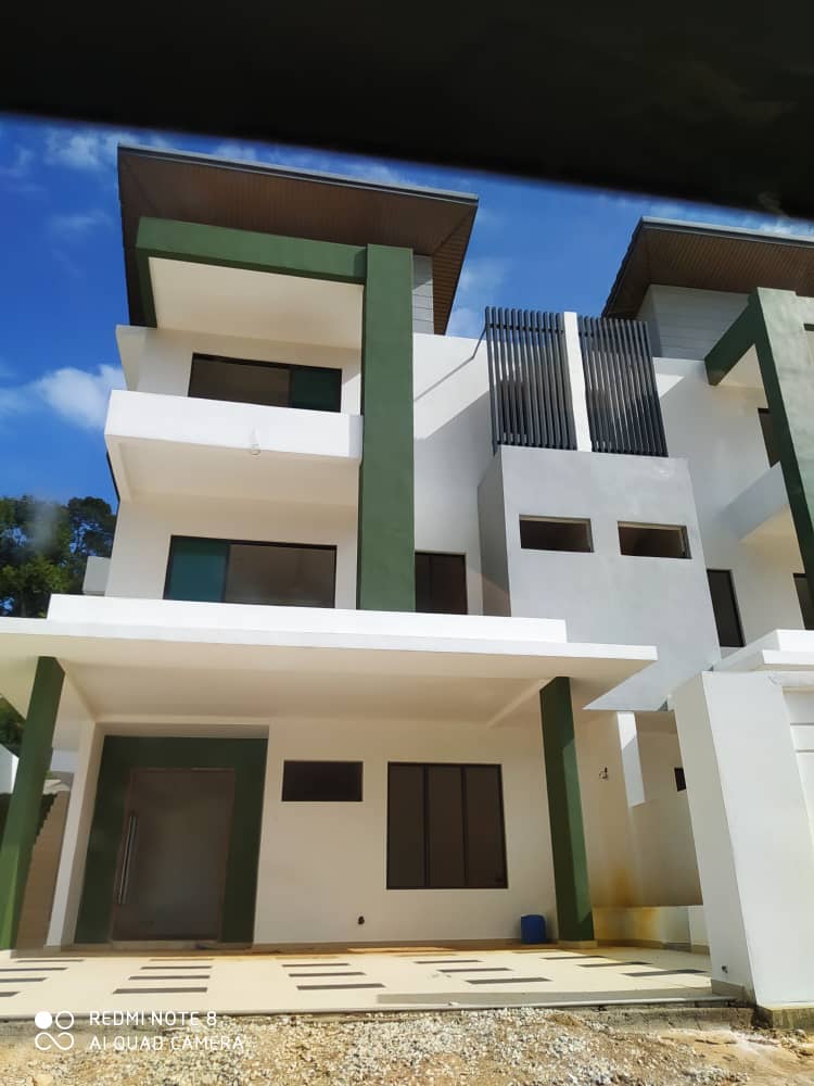 SEMI D BARU TAMAN KALLANG HEIGHTS RAUB - photo 1