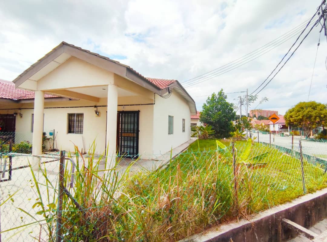 CORNERLOT Teres Setingkat Taman Gambang Damai - photo 1
