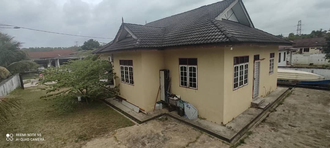 Bungalow Tanah Luas di Mak Lagam, Kemaman - photo 2