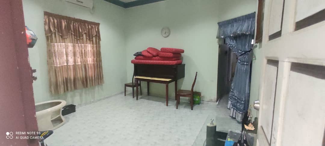 Bungalow Tanah Luas di Mak Lagam, Kemaman - photo 4