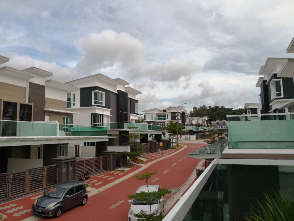 Double Storey Semi-D Mahkota Heights Kuantan - photo 3