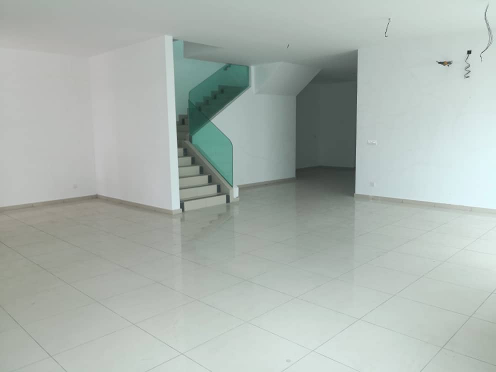 Double Storey Semi-D Mahkota Heights Kuantan - photo 4