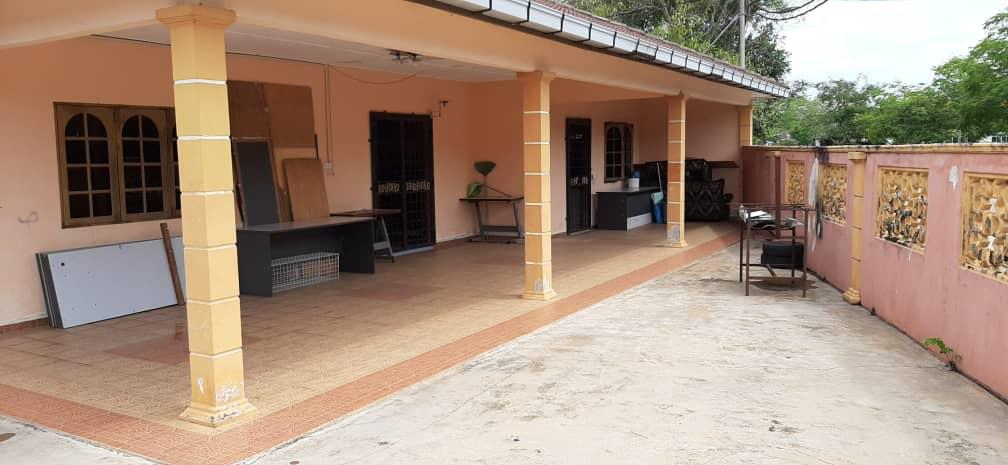 Teres Setingkat Cornerlot Bandar Kuantan Putri - photo 2