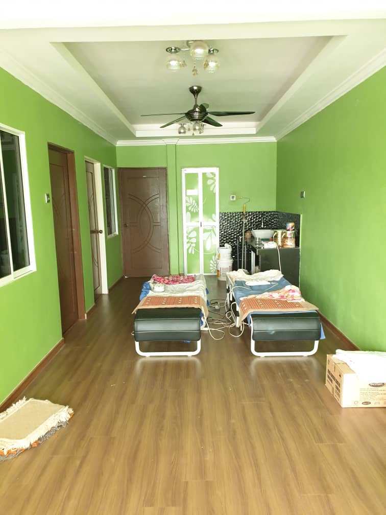 Teres Dua Tingkat Taman Sungai Isap 1 Kuantan - photo 2