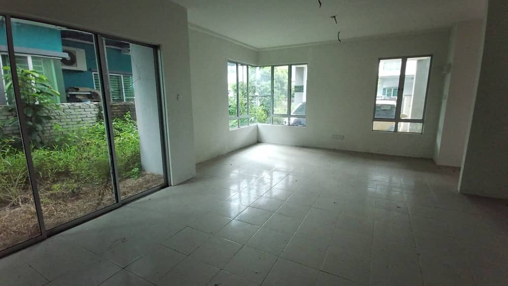 Semi-D 2 Tingkat Taman Koperasi Perdana Chukai - photo 2