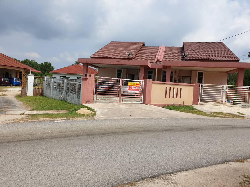 Semi-D Kampung Mak Lagam Kemaman