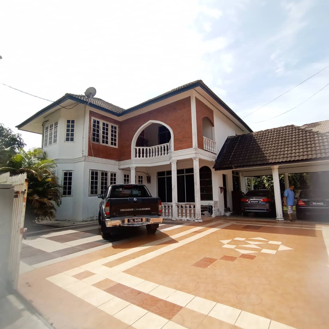 Banglo 2 Tingkat Kg Alor Tempoyak Dungun