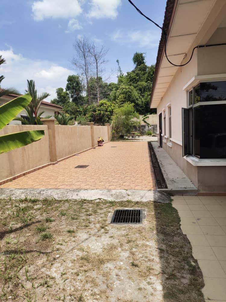 Semi-D Taman Baiduri Batu Kikir Negeri Sembilan - photo 2
