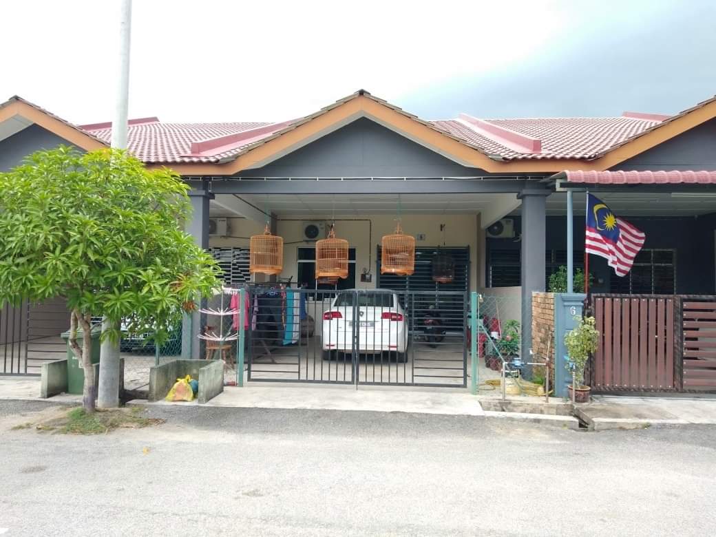 Teres Setingkat Permatang Badak Jaya Kuantan - photo 1