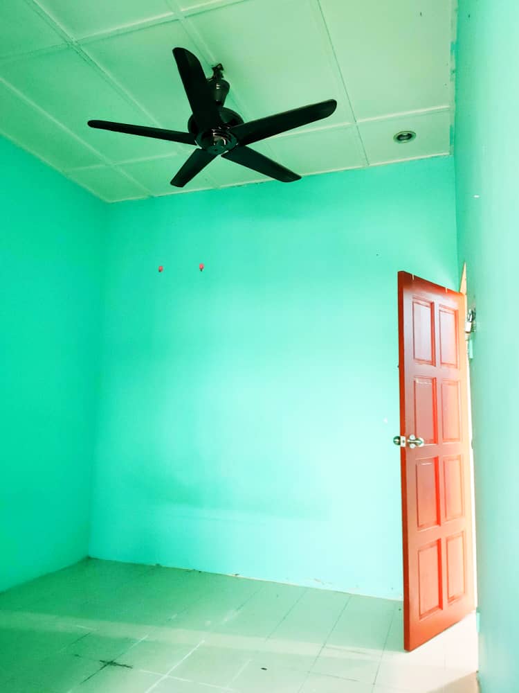 Single Storey Terrace Seri Inderapura Kuantan - photo 7