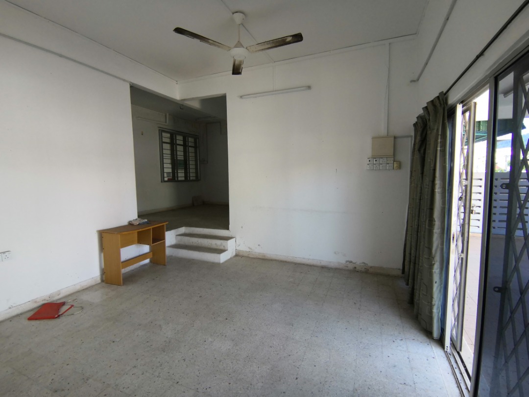 Double Storey End Lot Kubang Buaya Kuantan - photo 2