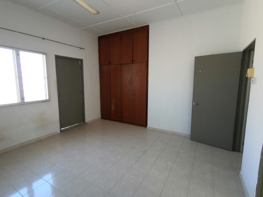 Double Storey End Lot Kubang Buaya Kuantan - photo 8