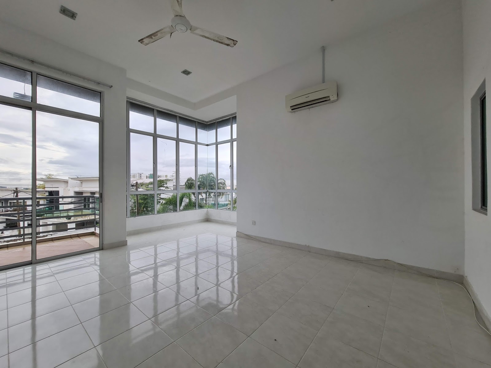 Double Storey Link Bungalow Bukit Istana Kuantan - photo 9