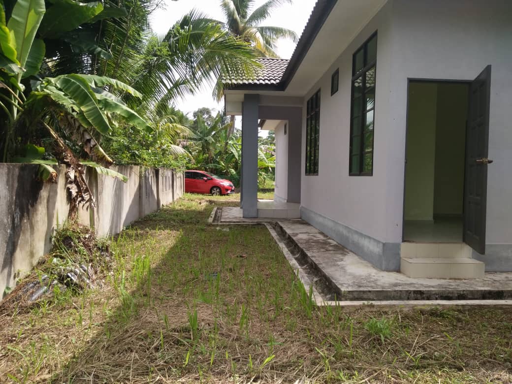 Banglo Tanah Luas Binjai Kemaman - photo 3
