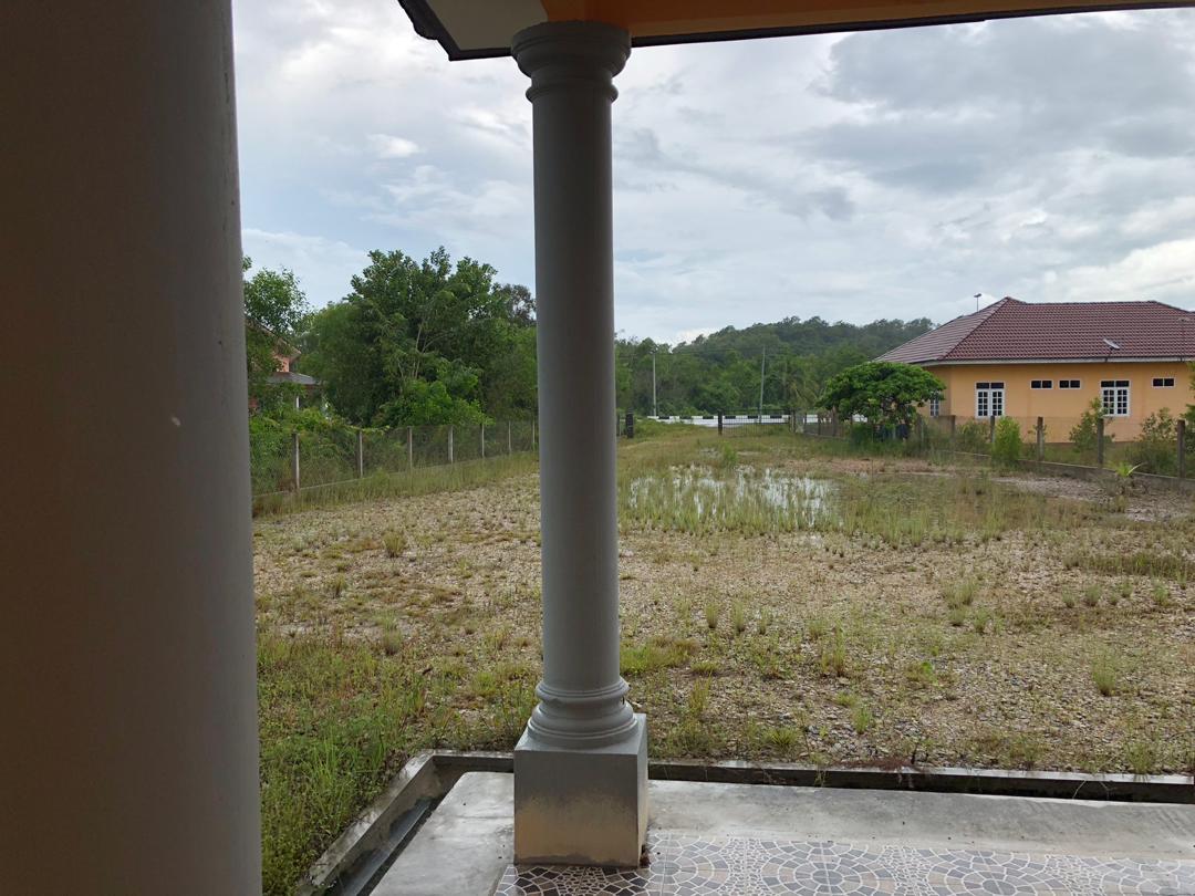 Banglo Tanah Luas Kuala Abang Dungun - photo 2