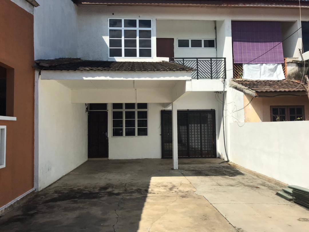 Teres Dua Tingkat Geliga Permai Kemaman
