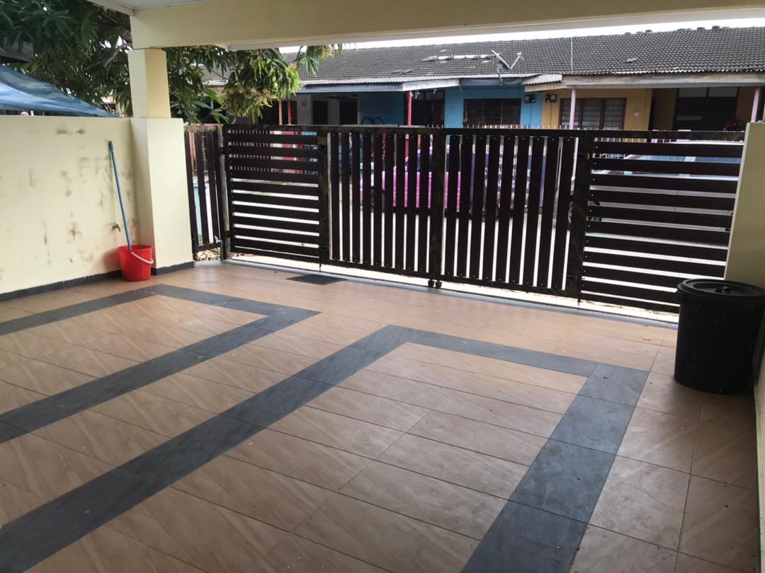 Teres Setingkat Taman Tas Kuantan - photo 3