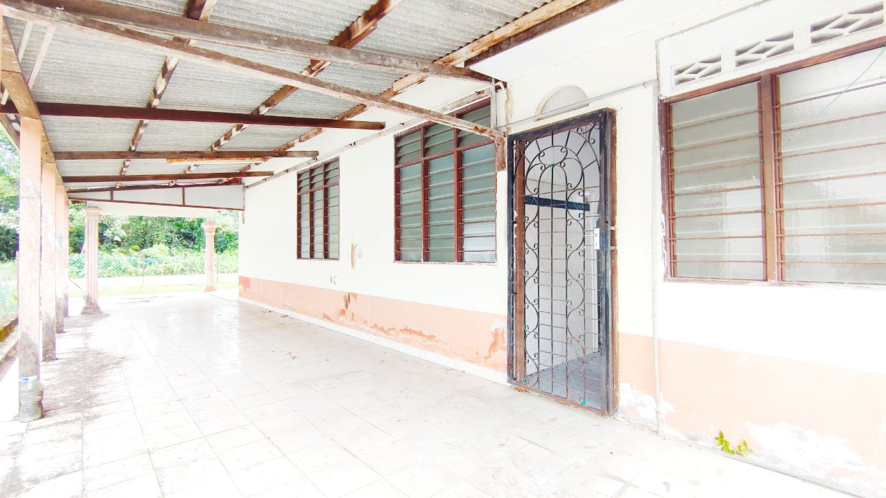 Bungalow Tmn Merdeka Kg Ketapang Tengah Pekan - photo 2