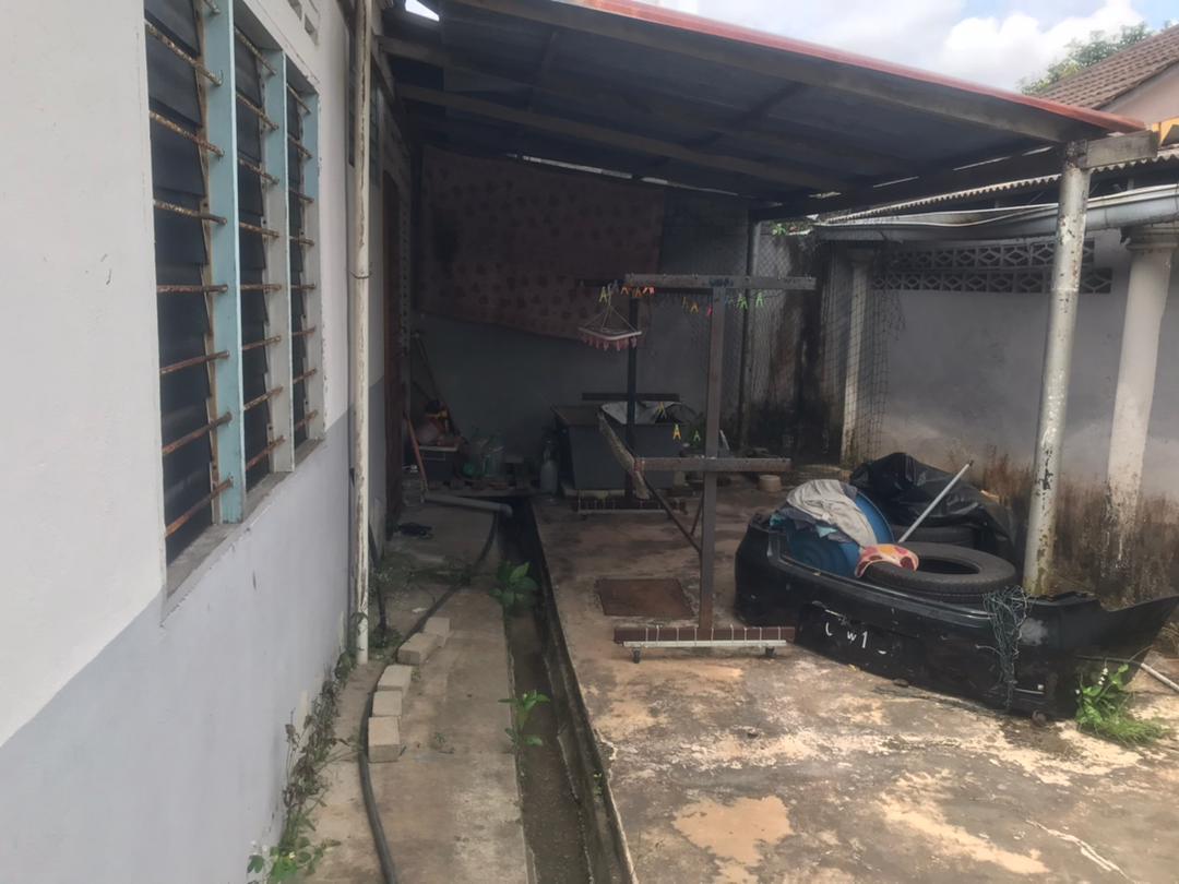 Semi-D Single Storey Taman Guru Kuantan - photo 3