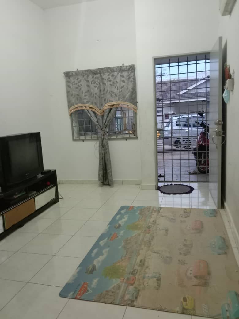 Teres Setingkat Taman Jengka Indah Kurma Pahang - photo 3