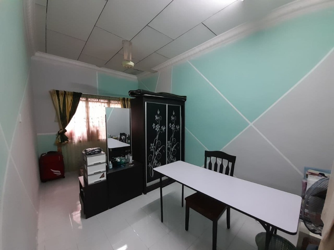 Semi-D Single Storey Corner Lot Balok Makmur - photo 5