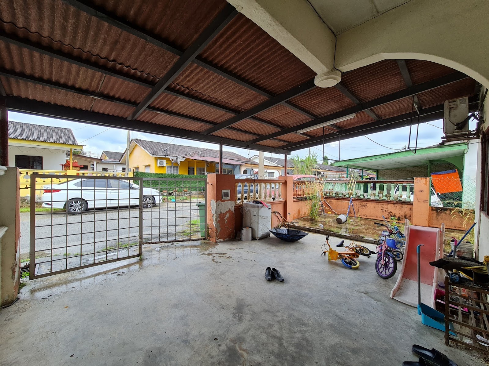 Single Storey Semi-D Taman Seriku Batu 12 Kuantan - photo 2