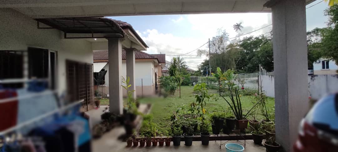 Bungalow Tanah Luas Kampung Besut Kemaman - photo 5